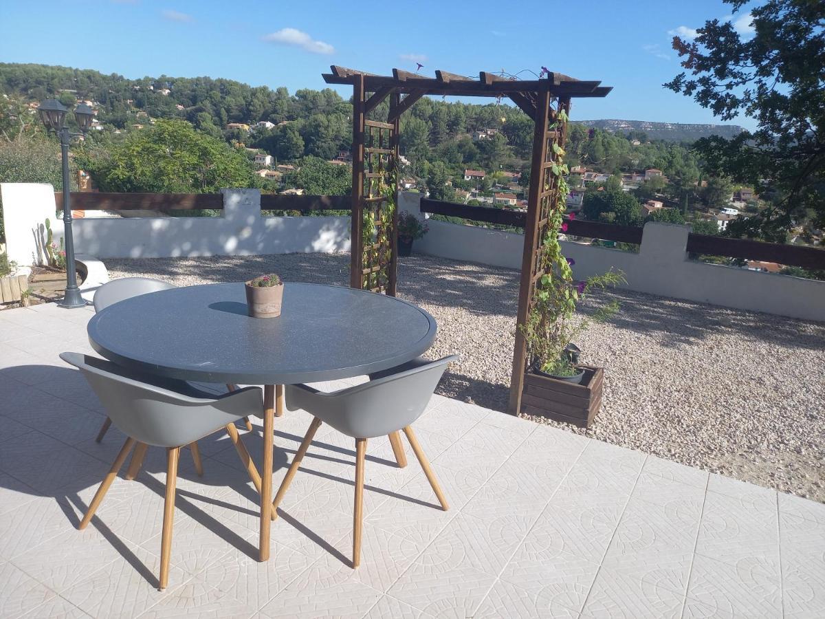 Vue Magnifique, Jardin Et Petit Cocon En Provence Apartment Peypin Exterior foto